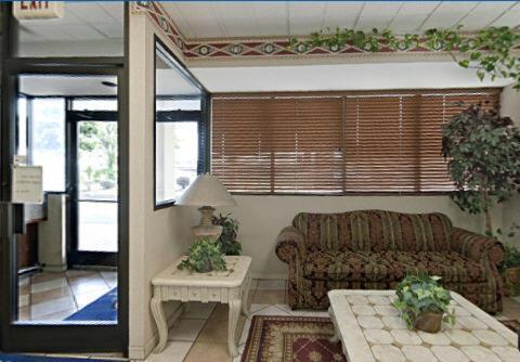America'S Best Value Inn & Suites - Memphis/Graceland المظهر الخارجي الصورة