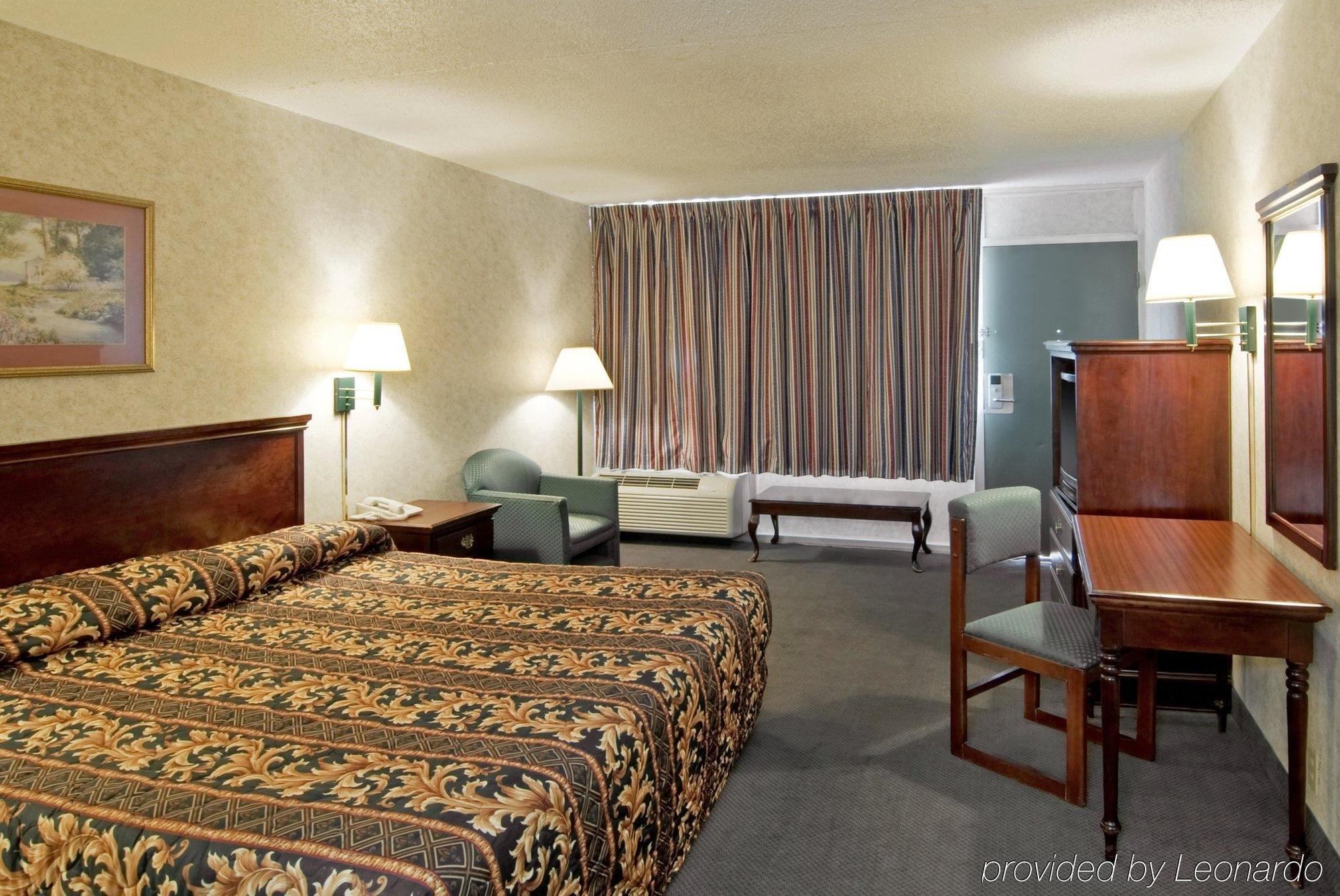 America'S Best Value Inn & Suites - Memphis/Graceland الغرفة الصورة